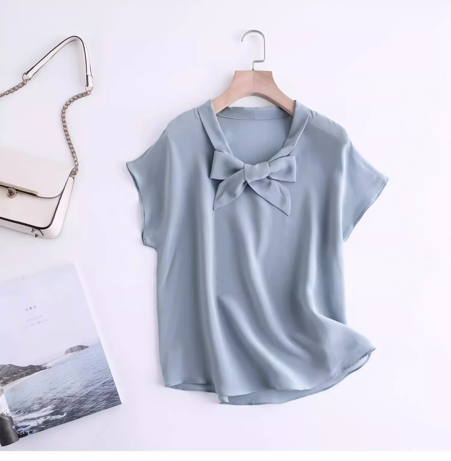 grey blue