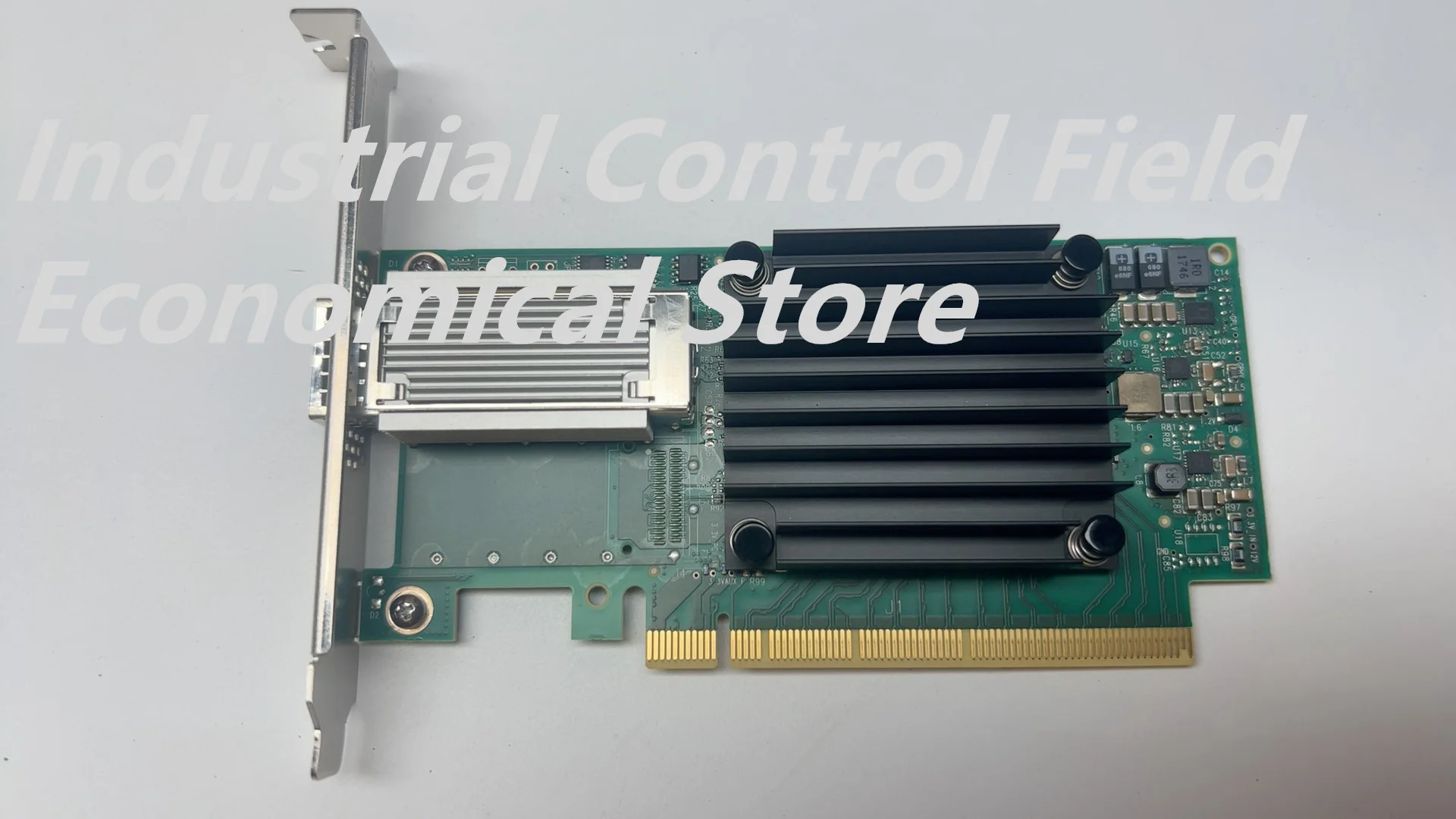 

FOR Mellanox CX415A-CCAT 100GBE Network card
