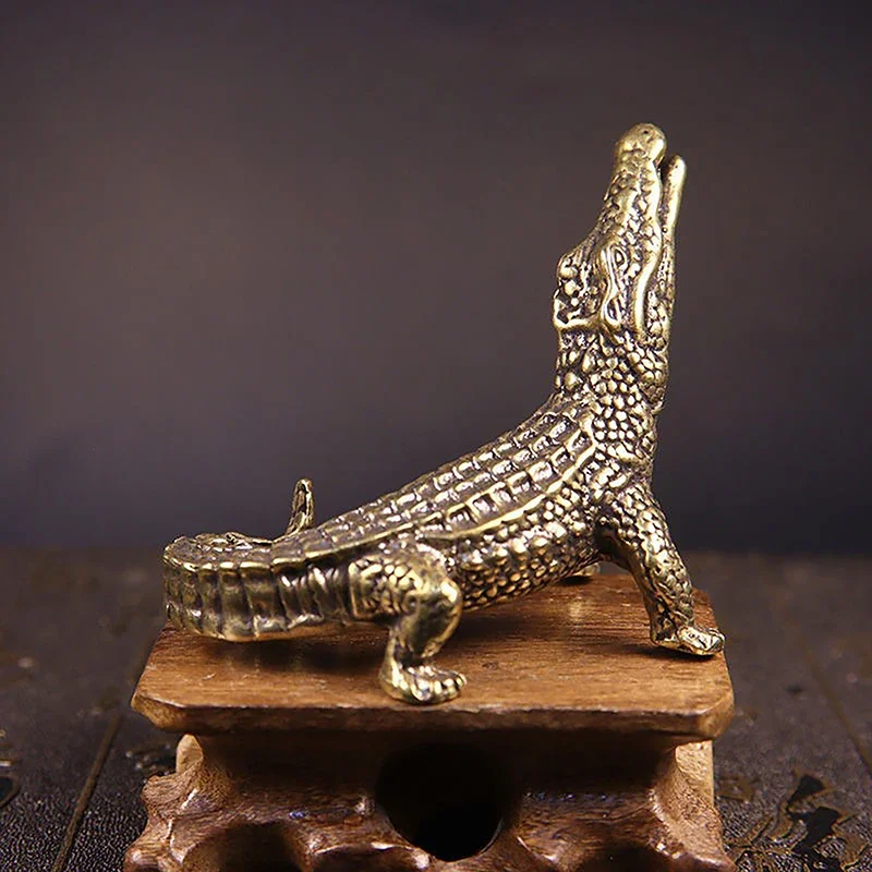 Antique Bronze Crocodile Miniature Figurines Vintage Brass Mini Alligator Statue Desk Ornaments Home Feng Shui Decor Crafts