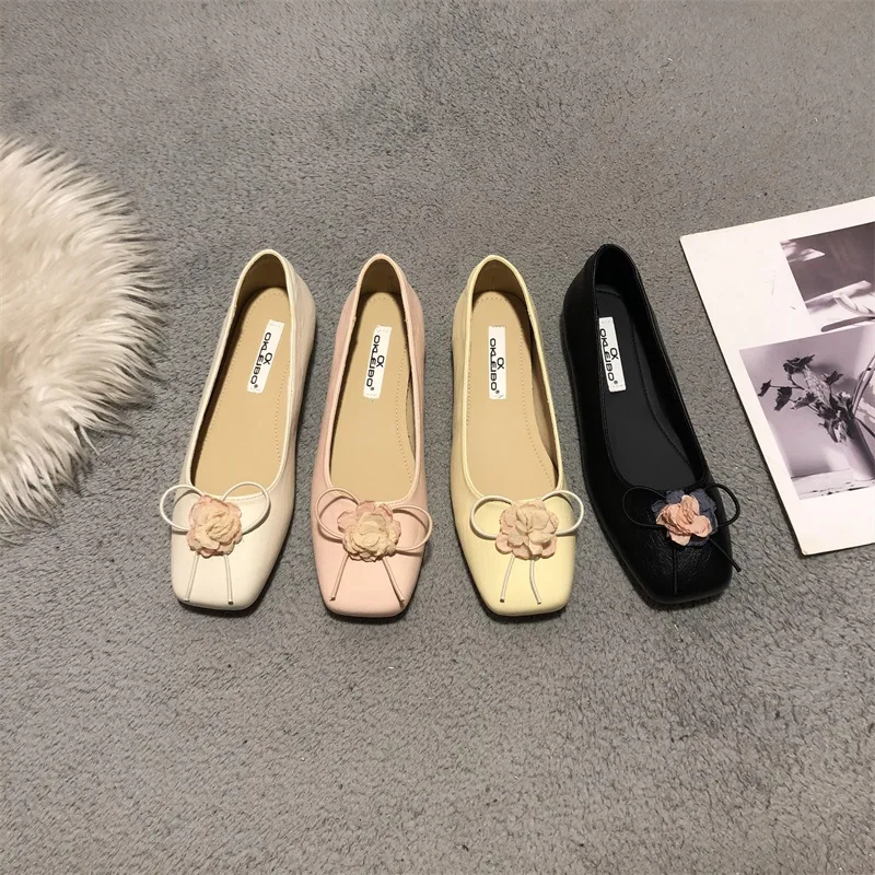 

Design NEW Womens Comfort Flats Fashion Square Toe Shallow Ladies Ballet Shoes Flower Soft Flat Mary Jane Shoes Loafers Mujer