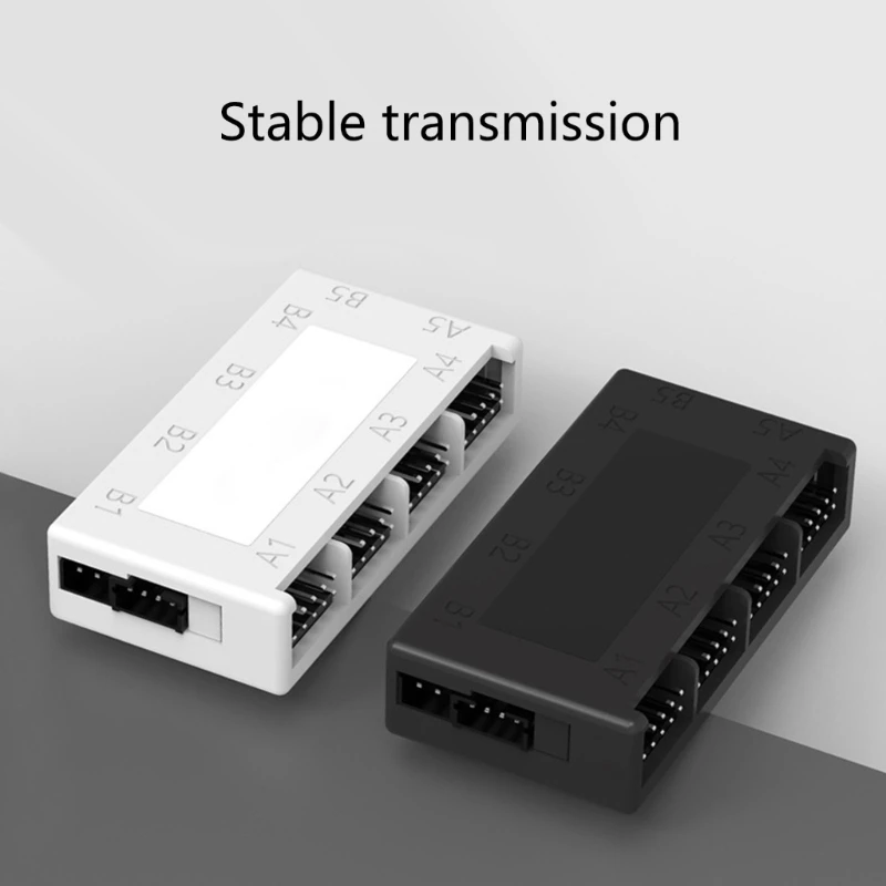 効率的な 4 ポート内蔵 USB ハブ、ケース冷却ファン用の複数ポート拡張