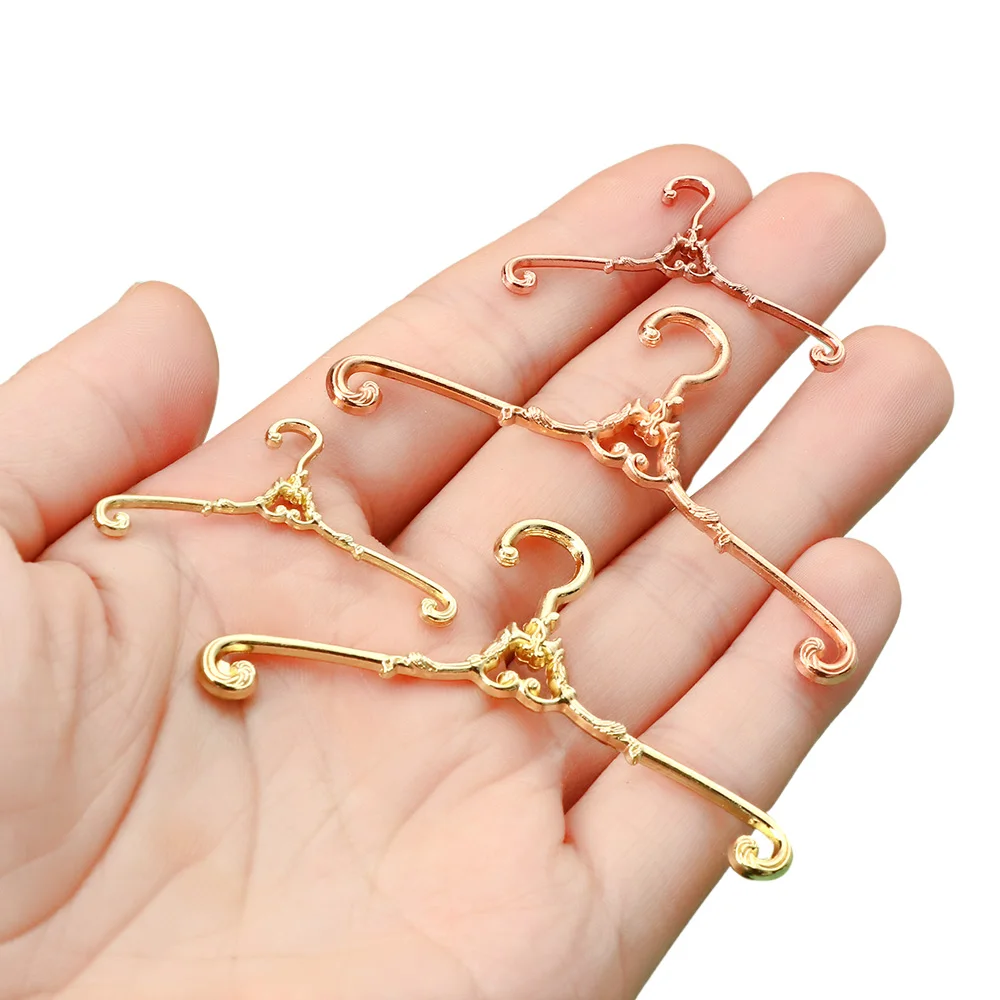 5Pcs Retro Doll Hangers Metal Mini Hangers For Ob11 Doll Clothes Dress Pants Accessories Dollhouse Furniture Bedroom Decor