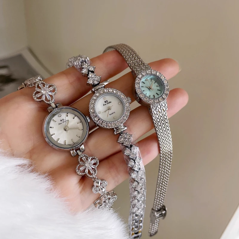 Luxury Silver bracelet Lady Simple dial quartz movement waterproof women's watch Fashion bracelet Ladies' watch birthday gift