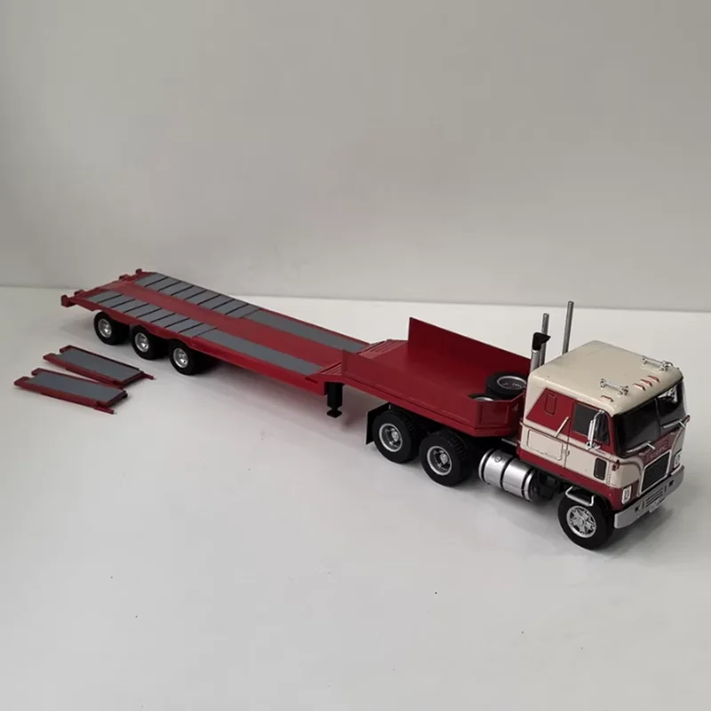 IXO 1/43 Schaal GMC Astro Legering Automodel Statische Collectie Versierd Vakantiegeschenken Speelgoed Souvenir Cadeau