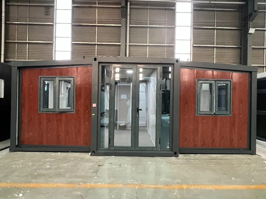 20Ft Double Wing Expandable Container House Steel Structure Iron Frame Grey Wall for Camp Granny Flat