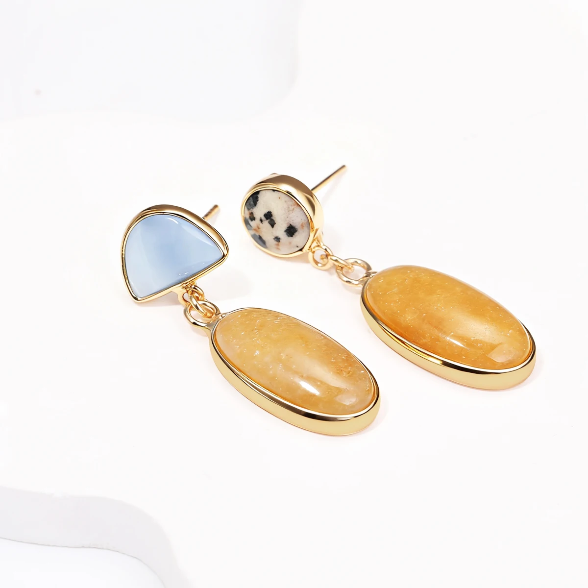 2025 Fashion Natural Stone Women's Earrings Oval Topaz Pendant Earrings Circular Geometric Design Earrings Wholesale Gift