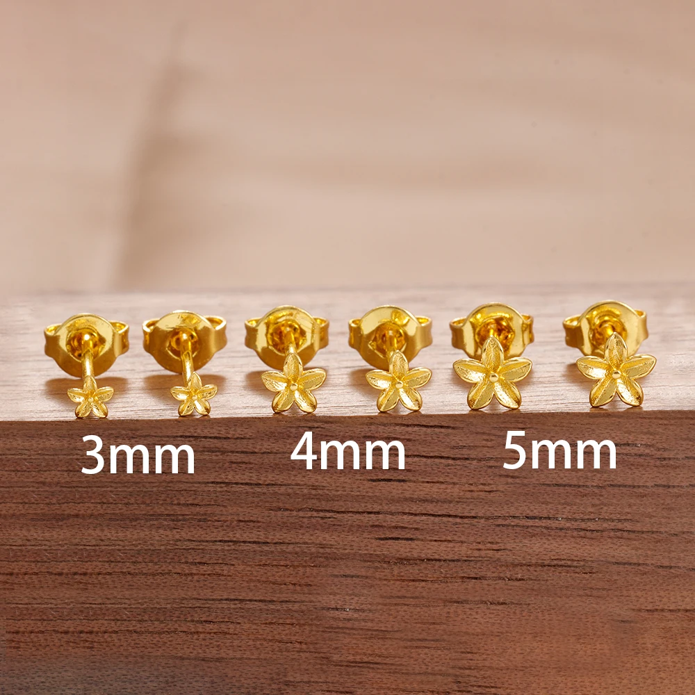 New Arrival Gold Color Simple Small Flower Stud Earrings For Women Cute Hypoallergenic Daily Wear Ear Piercing Jewelry Wholesale