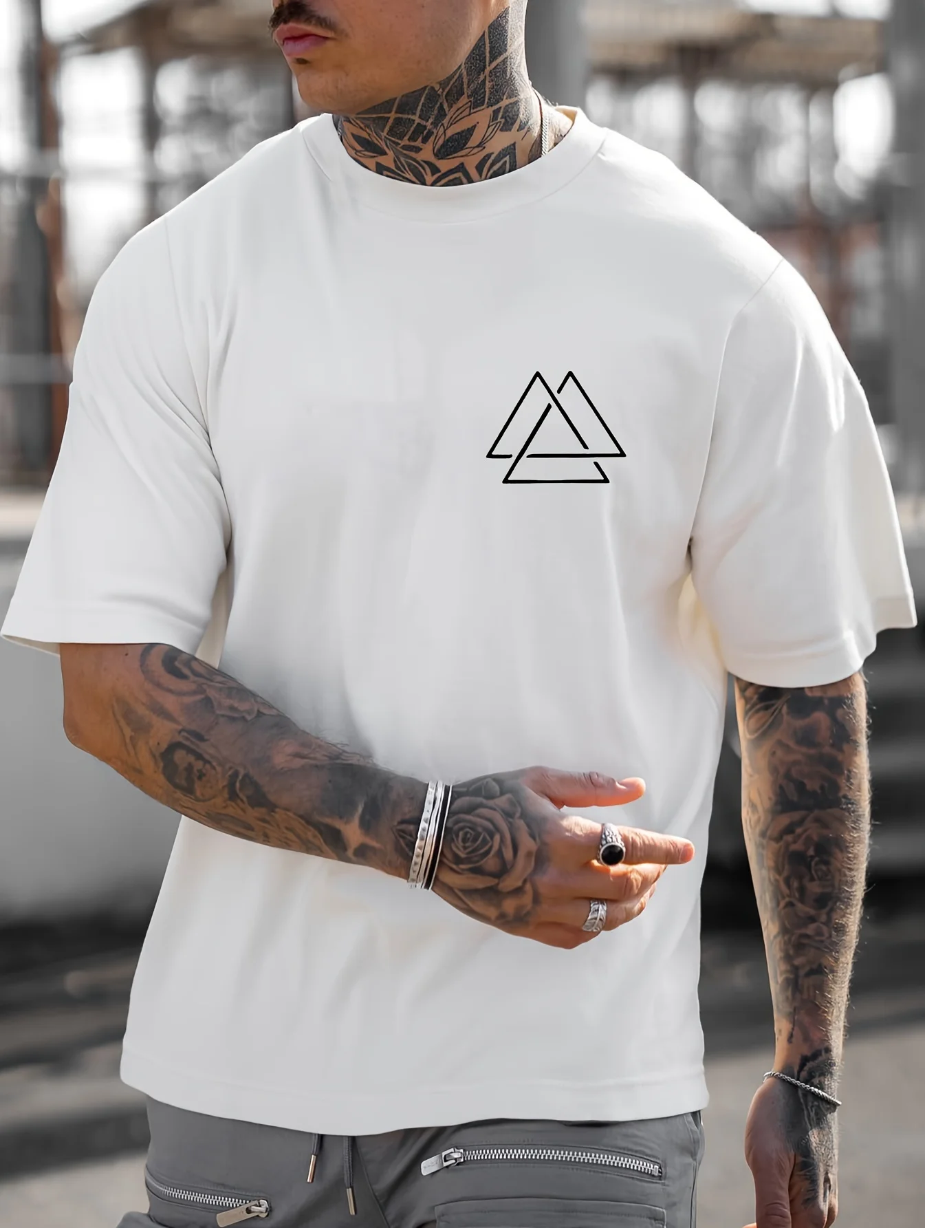 Mens Fashionable Geometric Print Short Sleeve T-Shirts-Comfortable Crew Neck Design for Dynamic Casual Wear-Perfect Outdoor Tops