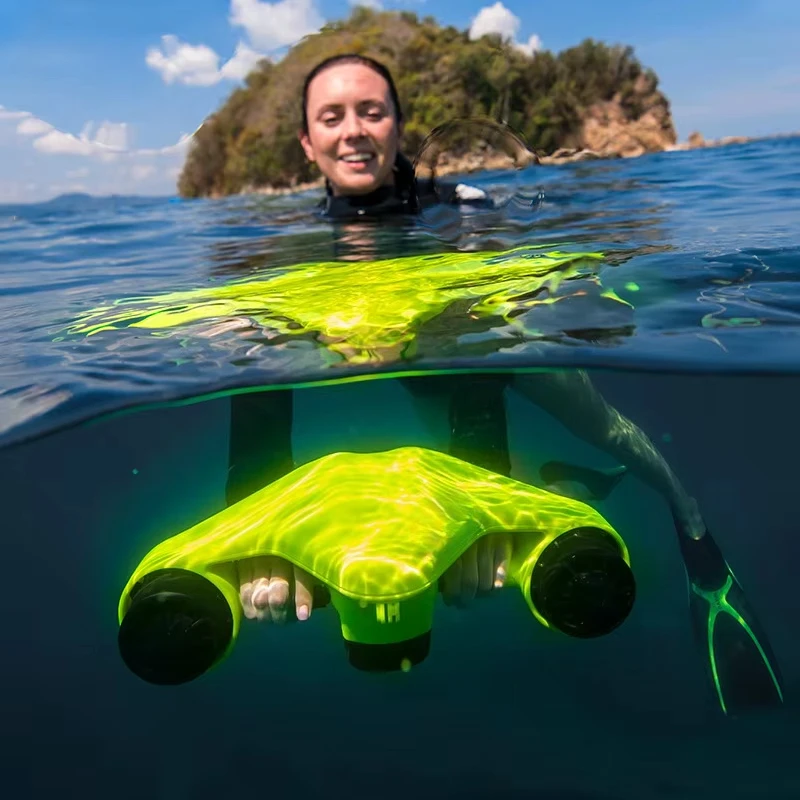 Electric Underwater Scooter Diving Equipment Handheld Small Propeller Toy 1.5m/s Speed Swimming Pool Seawater Use Customized
