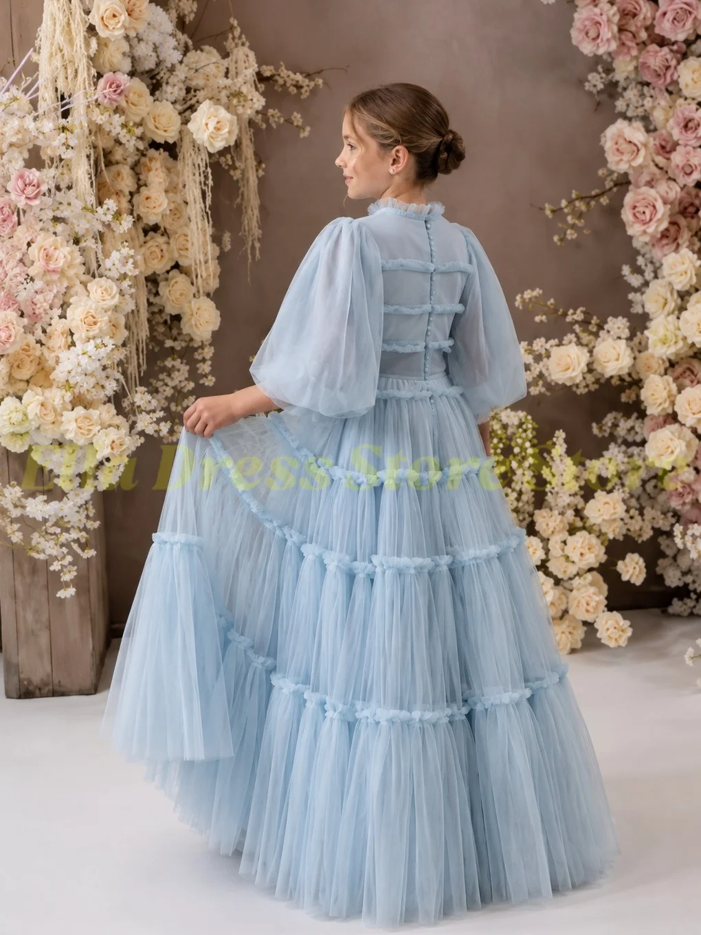 Großhandel Maßgeschneidertes Elegantes Blumenmädchenkleid aus Tüll mit Flausch für Hochzeitsballkleider, Rüschen, Blumenmuster, Kleinkind-Mädchenkleid, Kindergeburtstag – Detail 2