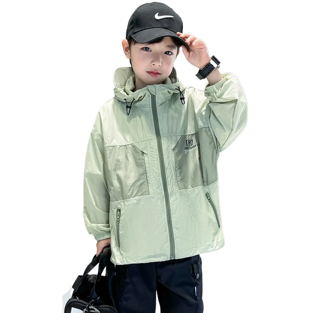 

Boys coat summer thin sunscreen 2024 new middle-aged and older children's summer boys breathable sunscreen children's clothing