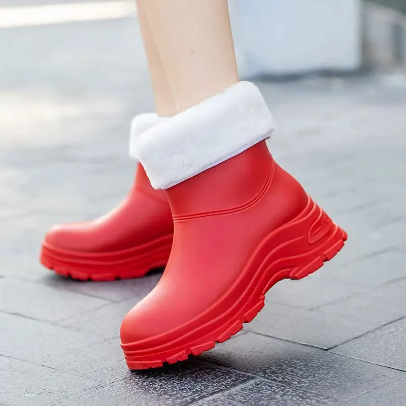 Scarpe da pioggia slip-on alte nuove quattro stagioni da donna Suola spessa antiscivolo Scarpe da lavoro con copertura in cotone staccabile impermeabile Scarpe da acqua