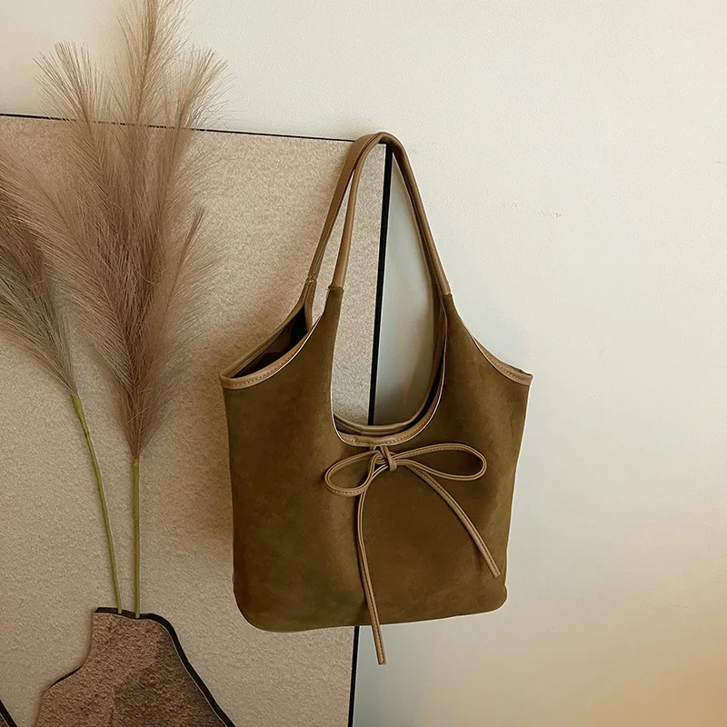 

Korean Style Underarm Tote Bag - Fashion Matte Shoulder Bag for Women, Spacious Vintage Crossbody Purse with Adjustable Strap