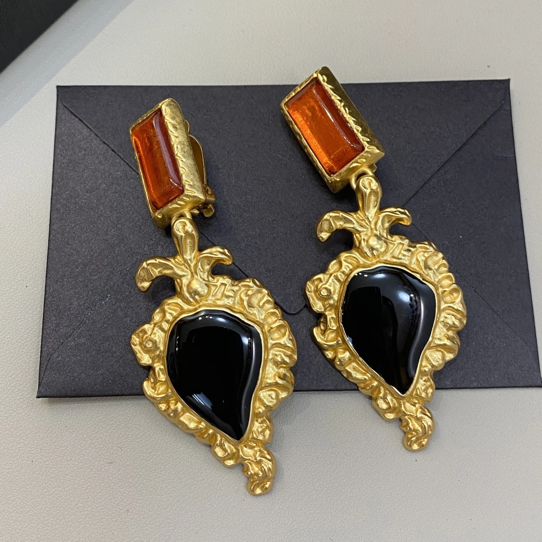 

Винтажный хрустальный кулон в стиле ретро, серьги-клипсы для ушей, женские очаровательные серьги для банкета, роскошные ювелирные изделия, тренд