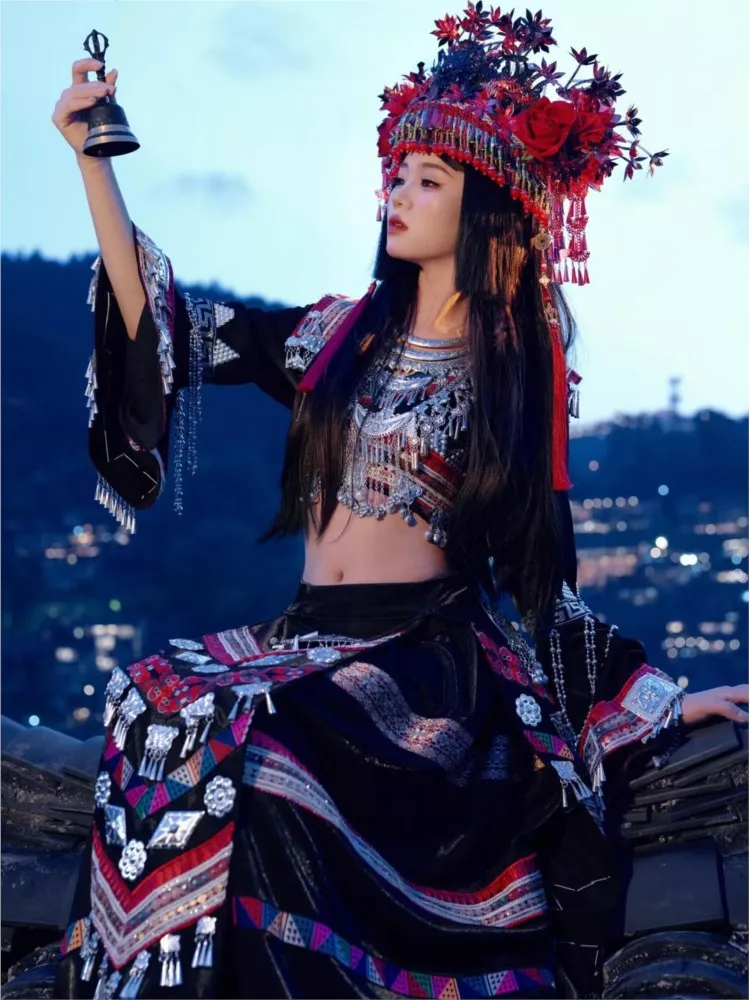 

High-waisted top flowing long dress feminine style exaggerated and colorful tassel hat clothing