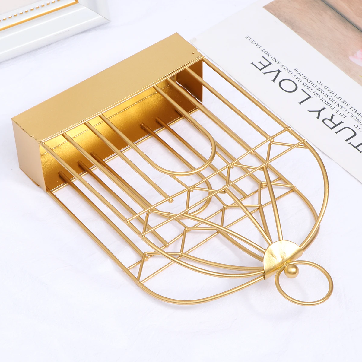 

Iron Ornaments Fashion Jewelry Organizer Holder Storage Rack Wooden Retail Store Dome Shaped Stand