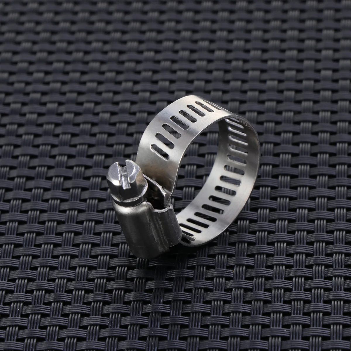 

10 pcs Stainless Steel Hose Clamps 14mm 27mm Diameter Adjustable Worm Gear Tube Pipe Clips for Automotive Industrial Use