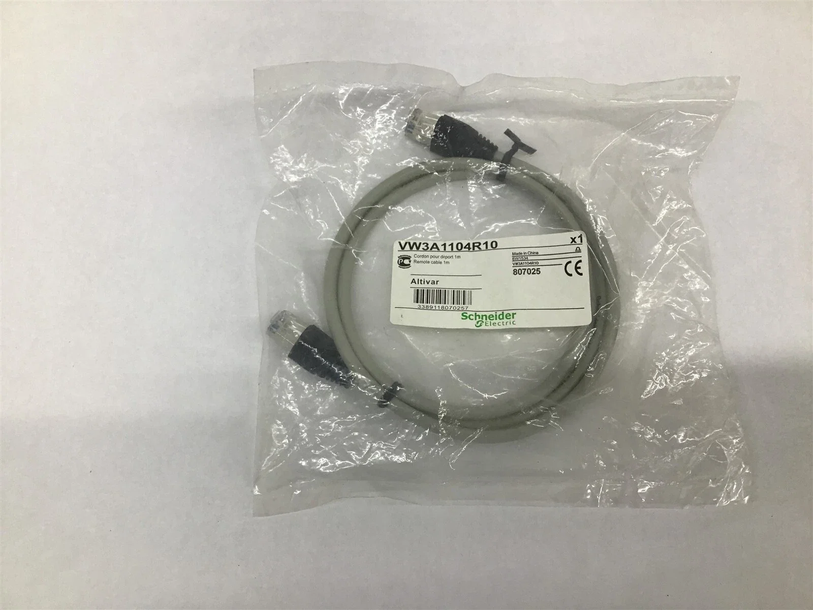 VW3A1104R10 remote cable, Altivar, for graphic display terminal, 1 meter