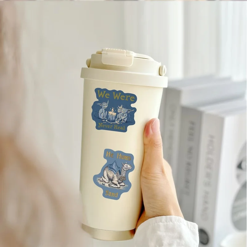 50 Średniowiecznych, Dziwacznych, Abstrakcyjnych Naklejek Graffiti, Żywe Naklejki, Idealne do Dekoracji Butelek na Wodę, Laptopów, Telefonów Komórkowych, Bagażu, Deskorolek, Gitar, Pudełek Prezentowych, Dekoracji na Przyjęcia