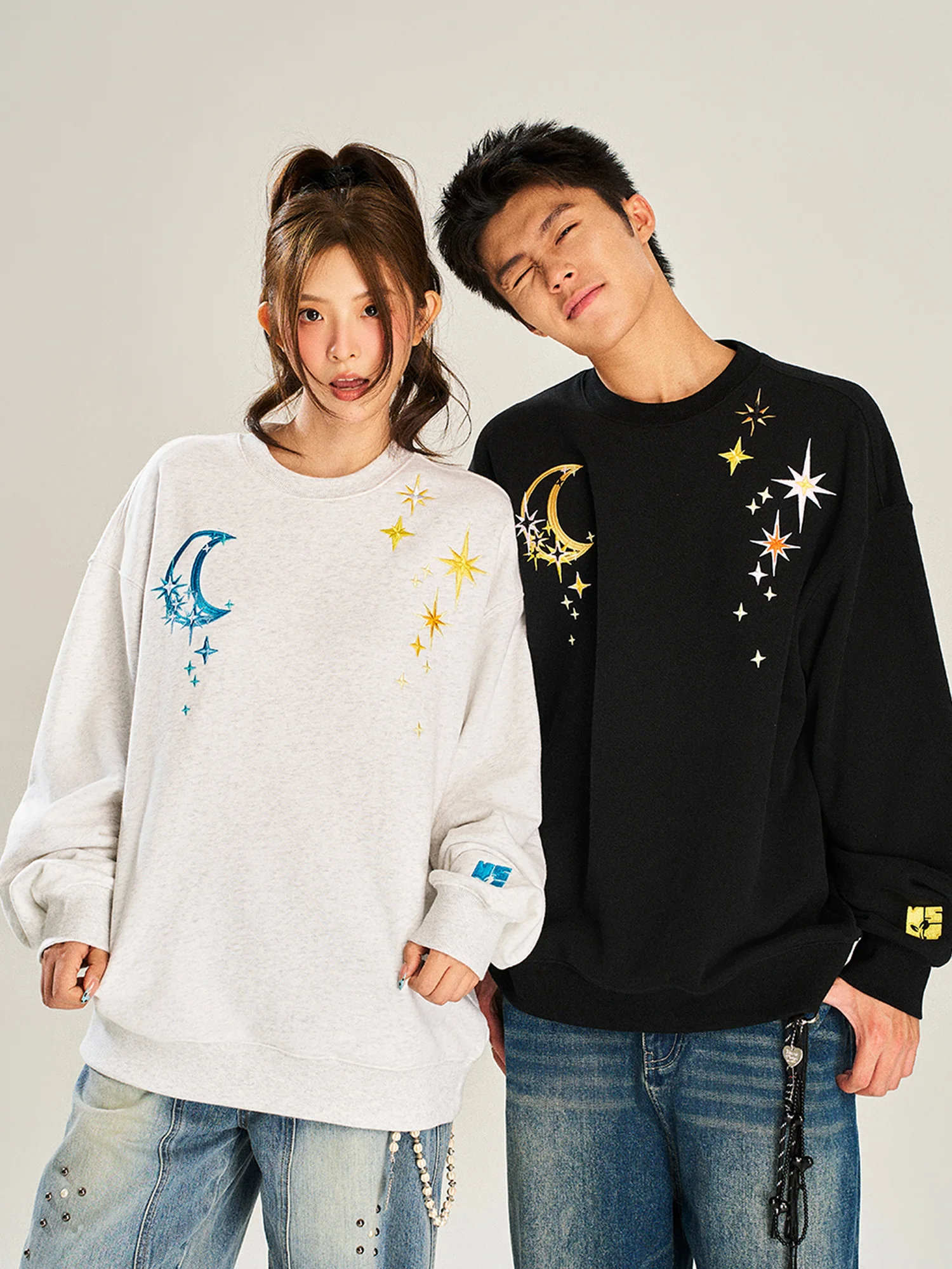 

NSTNEW START Blossoming Plan "Star Moon" Embroidered Casual American Loose Fit round Ne Sweatirt Youth Faion Autumn Wear