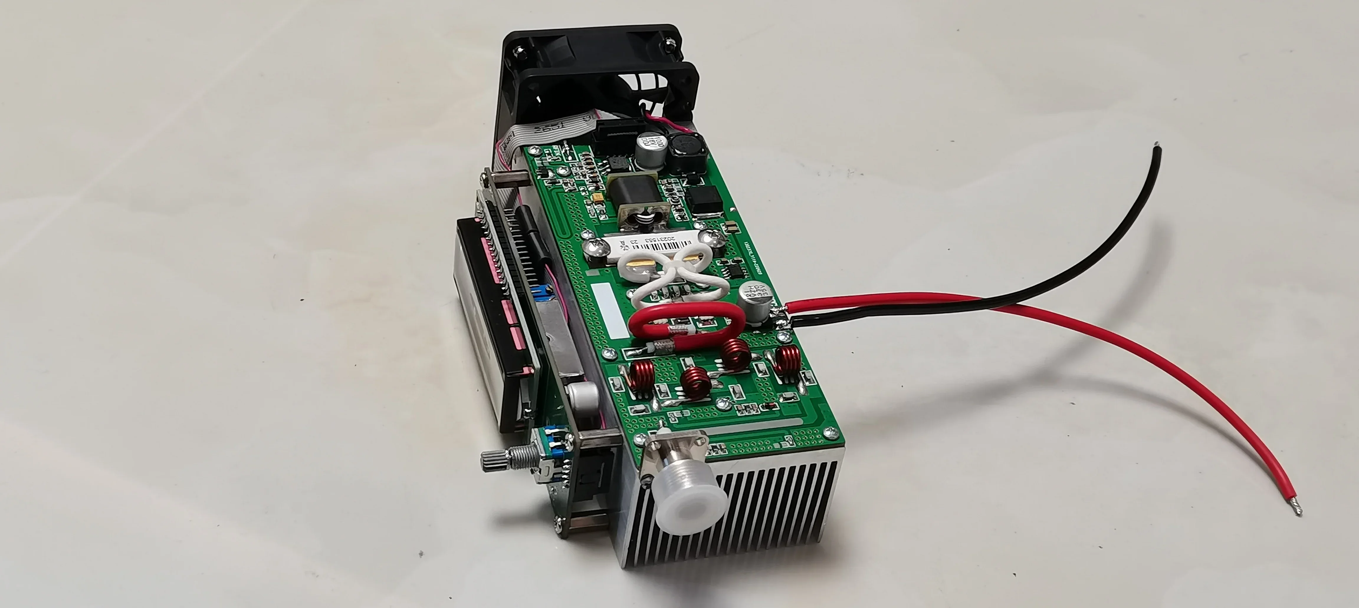 Best sell0-150W 83-108MHz Adjustable FM Stereo Transmitter with Full Protection Design  3.5MM female socket