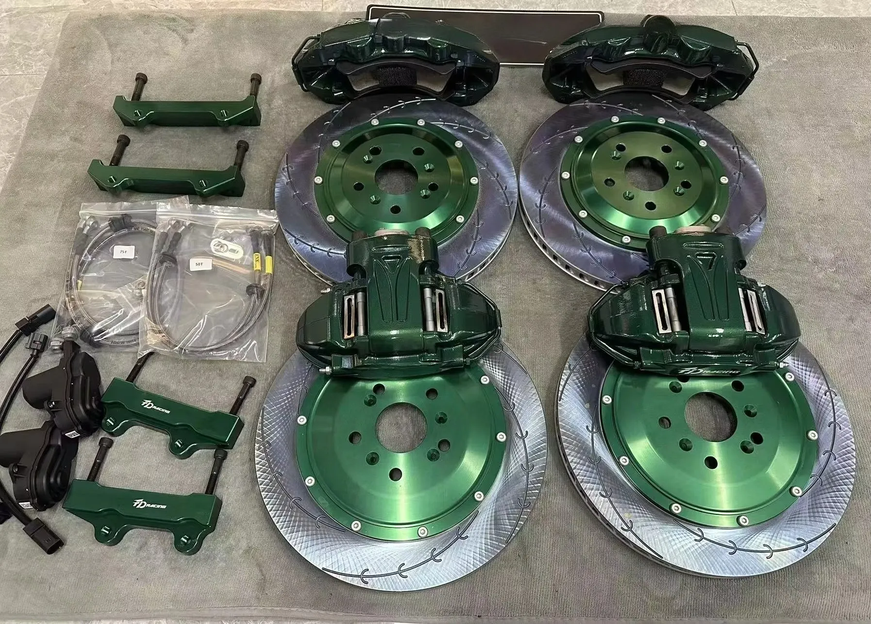 

High Performance Racing Customized Customized New Custom 4 Pot Brake Caliper Brake Kit Upgrade