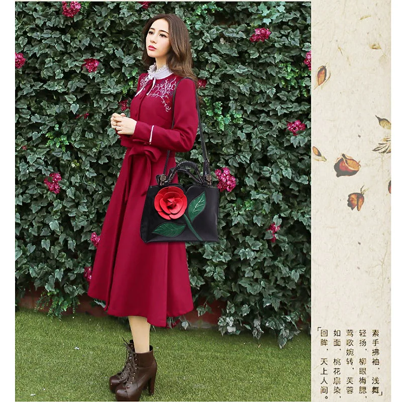 2024 Women New Fashion Big Flowers Retro Ladys Tote Bags Handbags ShoulderBag Dress Party Club Bag with Temperament Handle