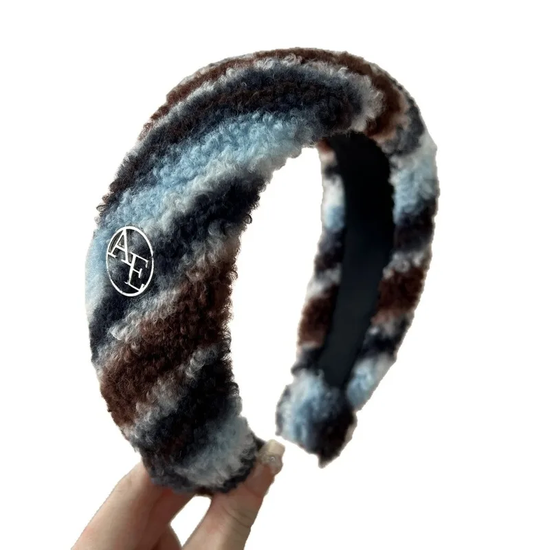 1 قطع أزياء الشتاء النسائية القطيفة عقال أنيقة ارتداء اليومي الشعر التبعي غسل الوجه ديكور القبعات