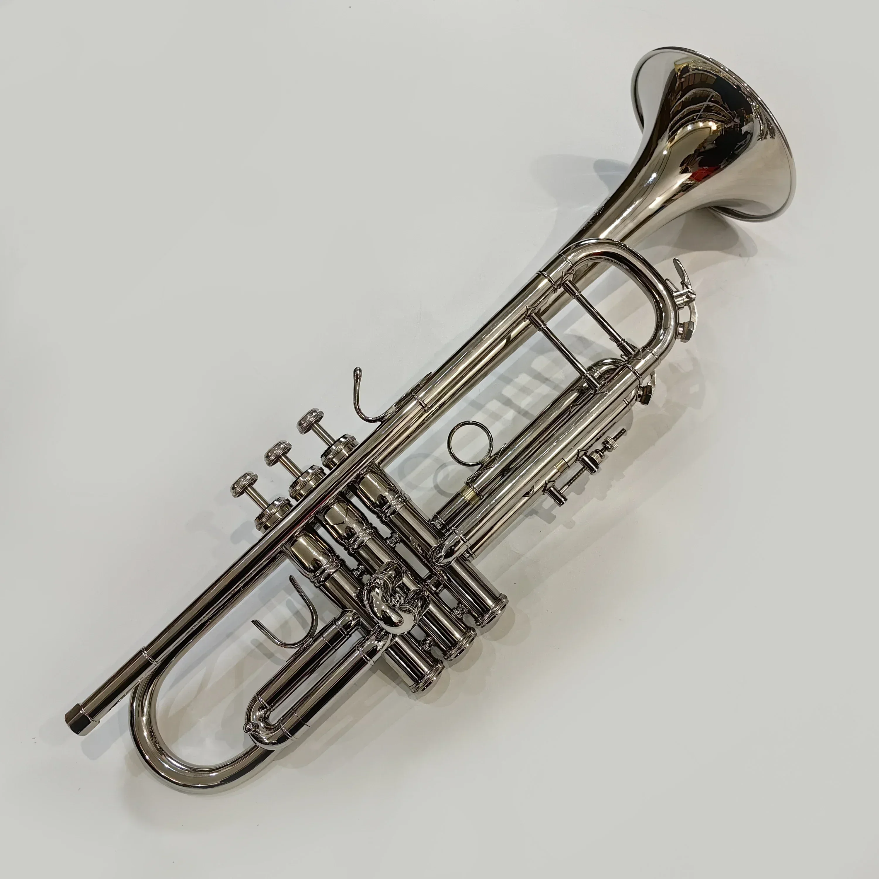 Professionelle Standard-Konzerschulband 18037, Stradivarius BB-Trompete, Bb-Trompete aus Messing