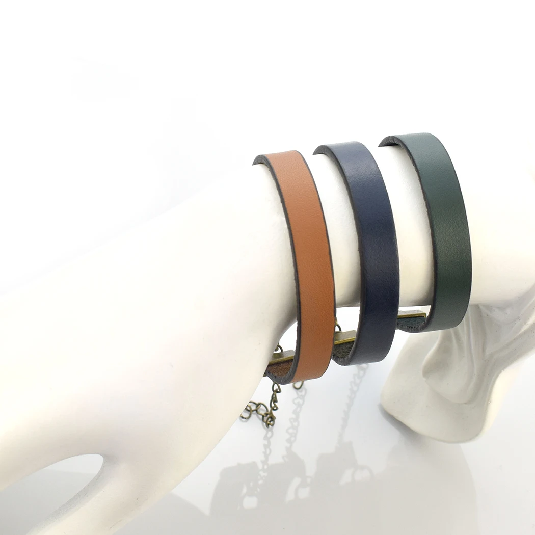 سوار مع نقش فيلم "HAKUNA MATATA" للنساء ، بحروف ريترو ، جلد ، هدية للأخوات