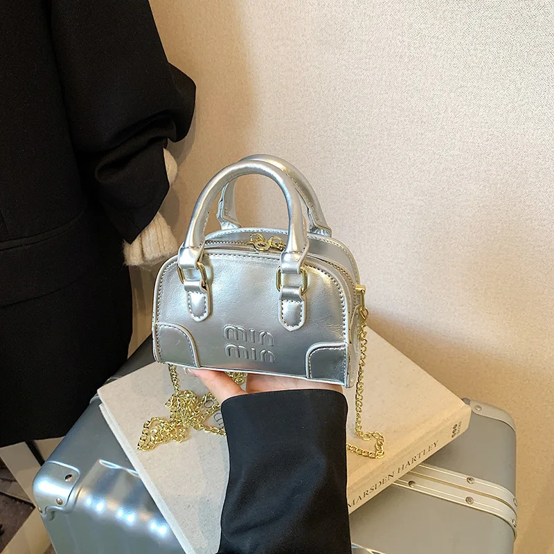 

2025 Spring Summer Women's Shoulder Bag, Vegan Leather Multi-way Crossbody Purse Vintage Quilted Small Handbag for Daily Casual