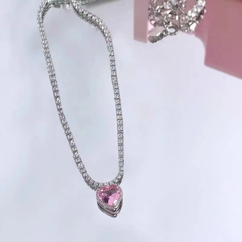 Korean Pink Heart Zircon Necklace for Women Fashion Shiny Crystal Pendant Necklace Rhinestone Chain Party Jewelry Gift Collares