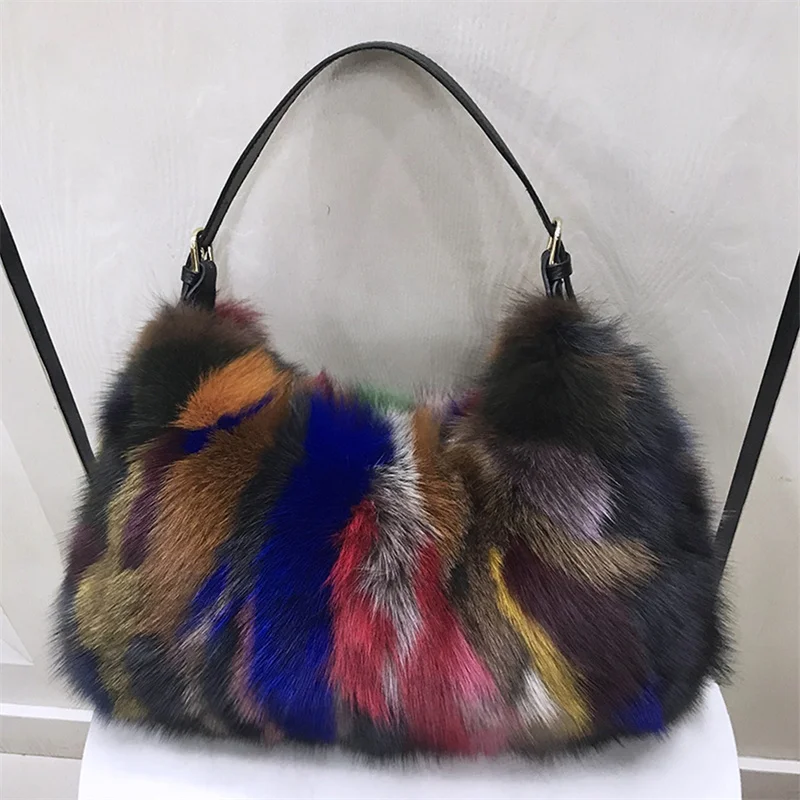 New Women\'s Fur Bag Colored Fox Hair Advanced Fashion Portable Underarm Bag Large Capacity Charming Women\'s Luxury Fur Bag