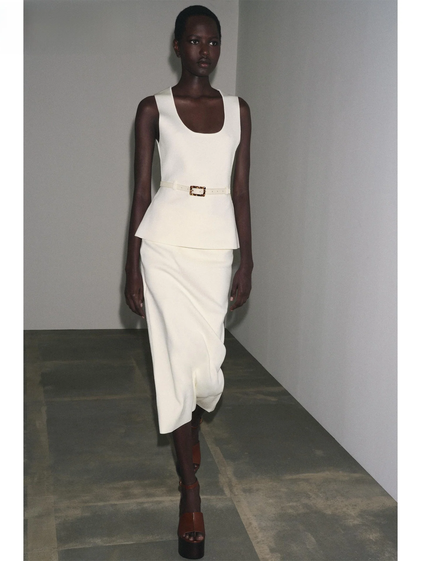 

ZAPRHA Sli вязаный жилет топ с круглым поясом Ne Svel Faionable, лето 2029, женские цвета Faion