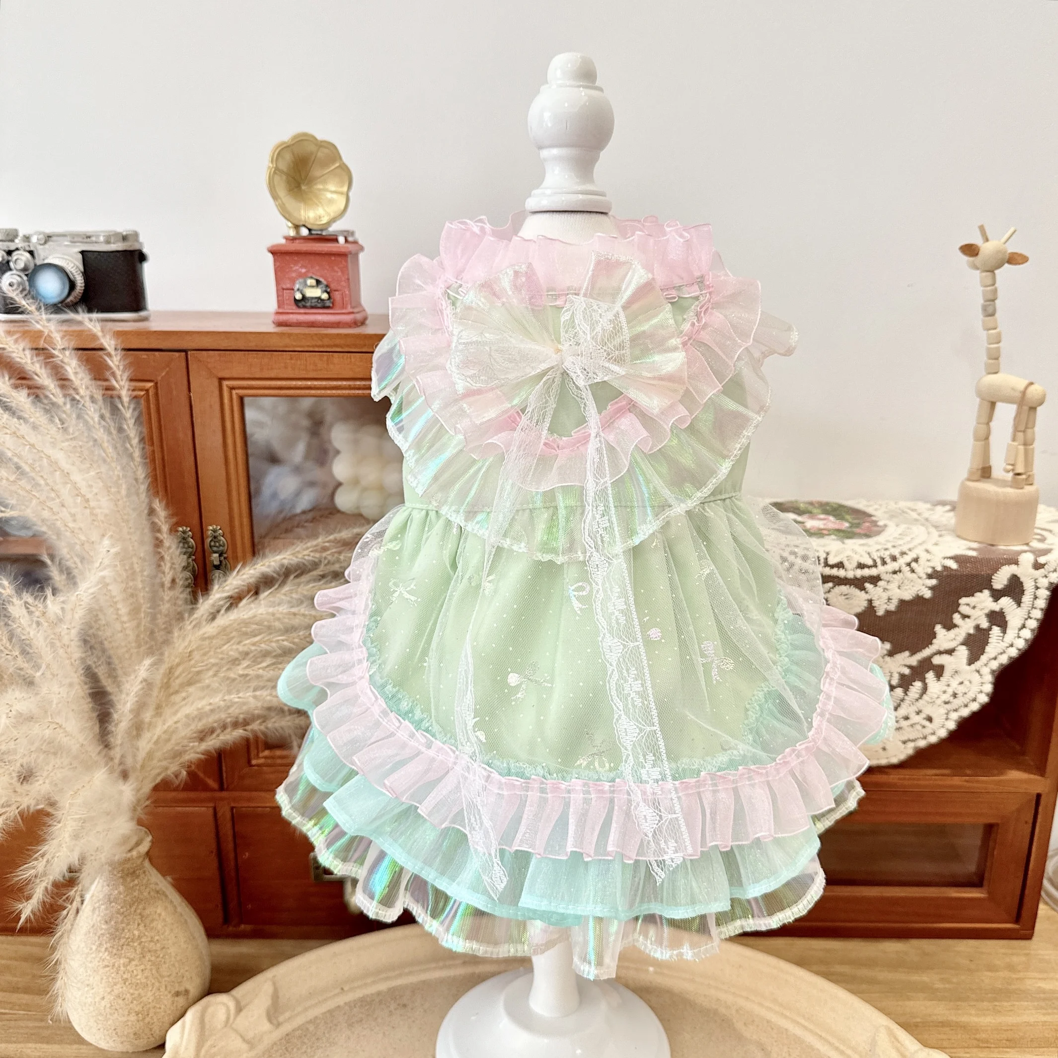 

Summer New Lovely Puppy Dog Cats Clothing Fashion Light Green Pink Lace Bow Party Princess Dress For Small Medium Dog Poodle