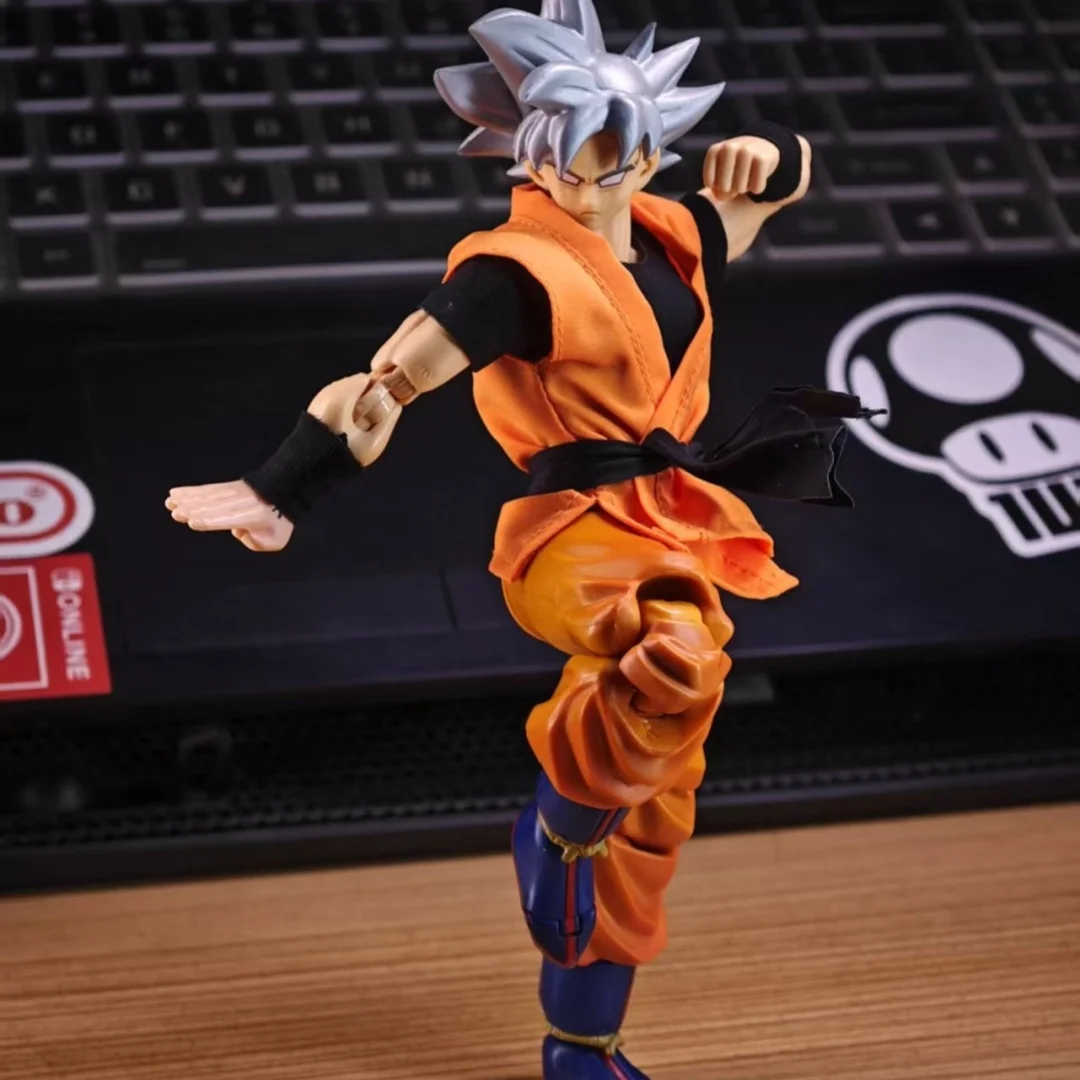 Dragon Ball SHF Anime NOVO Feito à Mão Son Goku Roupas de prática e roupas de treinamento construídas em fio de ferro é adequado para brinquedos 1/12