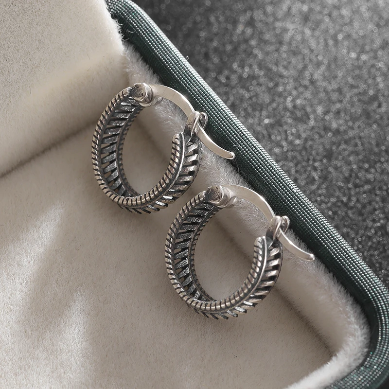 Retro Popular Hollow Corrugated Earrings for Men and Women Hypoallergenic Earrings Fashion Jewelry