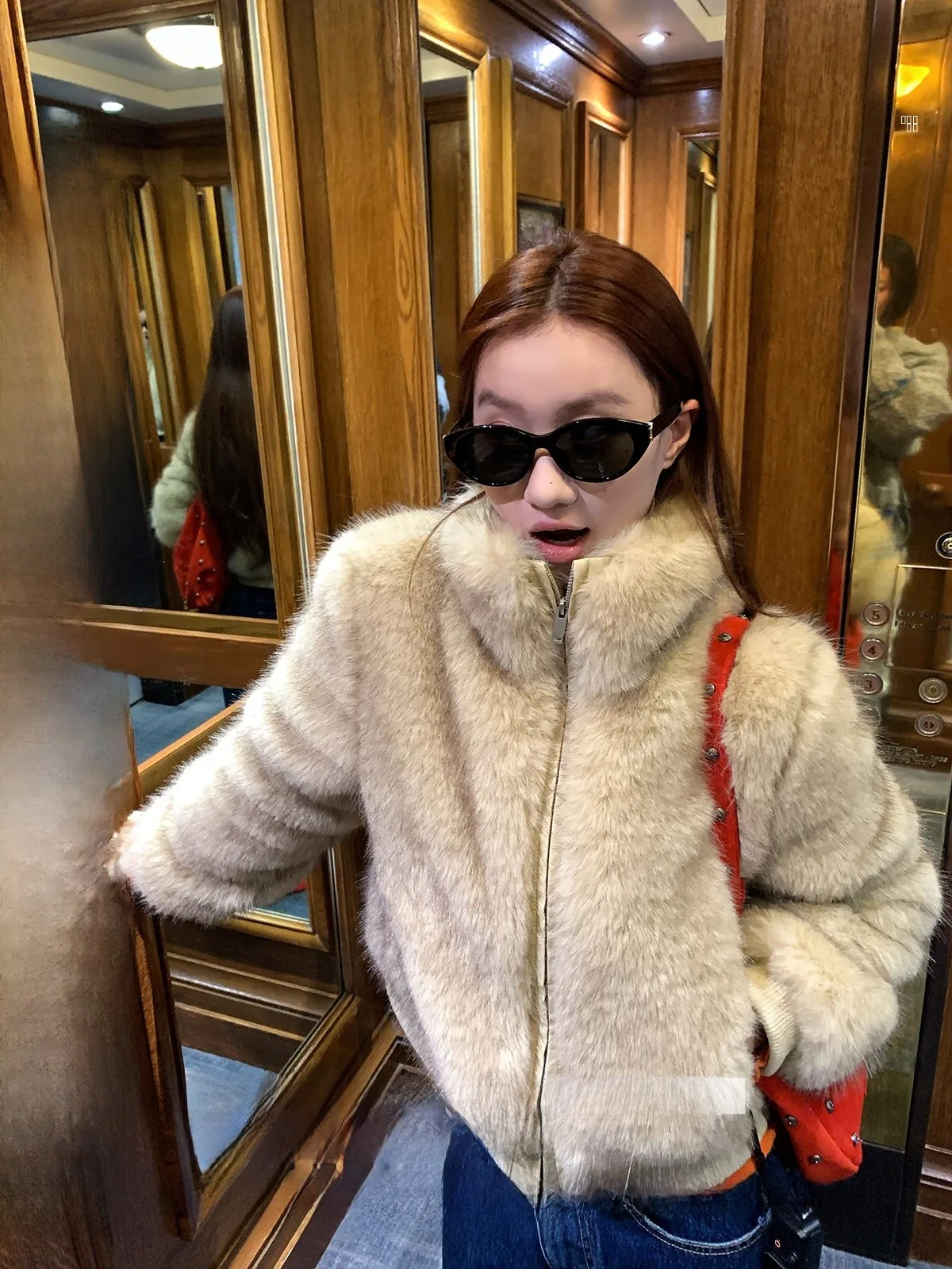 

Eco-Friendly Fur Jaet Women's Casual Sle Warm ort Top Xianai No Spice Design Autumn Winter Faion Ladies Coat