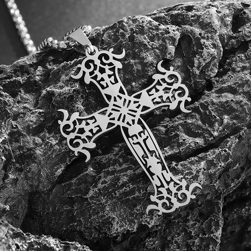 Exquisite Stainless Steel Hollow Pattern Cross Pendant Necklace for Men and Women Classic Christian Lucky Amulet Accessories