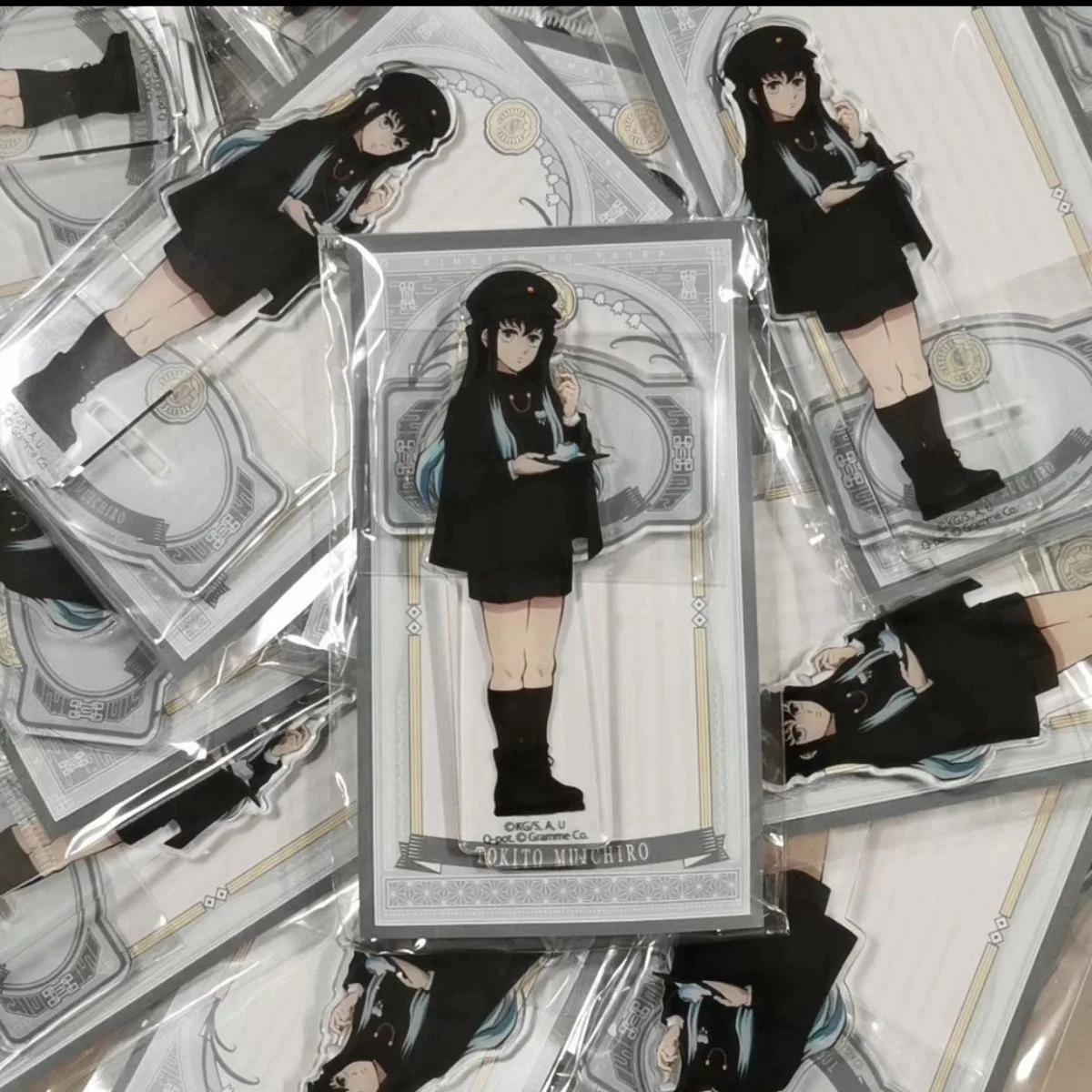 

Japanese anime pot, transparent acrylic bar, badge, cosplay stand, peripheral transparent card, Ichiro