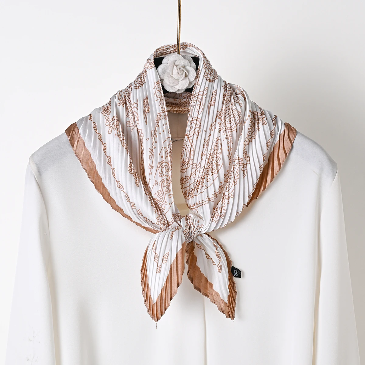 2025 moda crepe seda cetim lenço de cabelo para mulheres lenço impresso saco cachecóis feminino cabeça quadrada bandana cachecóis para senhoras