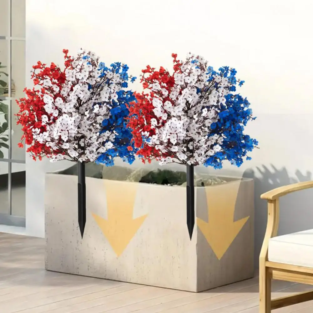 

Реалистичный искусственный цветочный шар-топиарий ко Дню независимости США (4 июля) с кольцом для крепления к земле, бело-синий, для сада