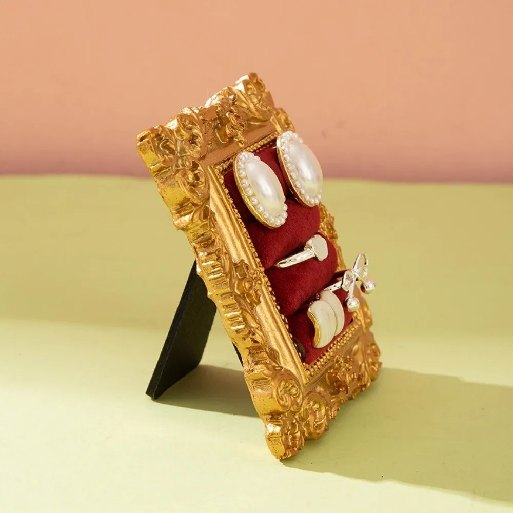 Vintage Photo Frame Earring Holder Velvet Resin Frame Jewelry Display Stand Baroque Design Chic Ring Display Stand Daily