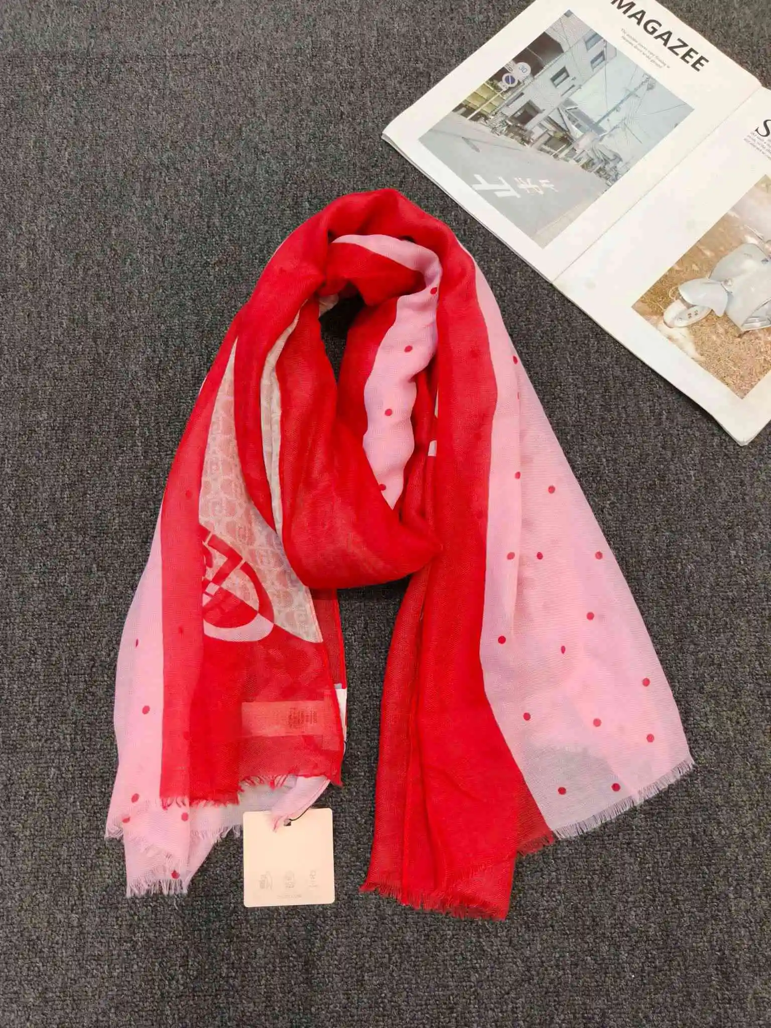 European and American style Italian original single scarf, sun shading lightweight beach towel, printed large-sized shawl view 4