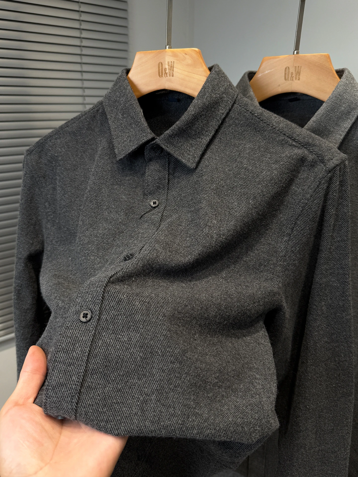 

High-End Brued Long Sve irt Men's Casual Thiened Busin Autumn Winter Clothes Middle-Aged Warm Inner Wear irt