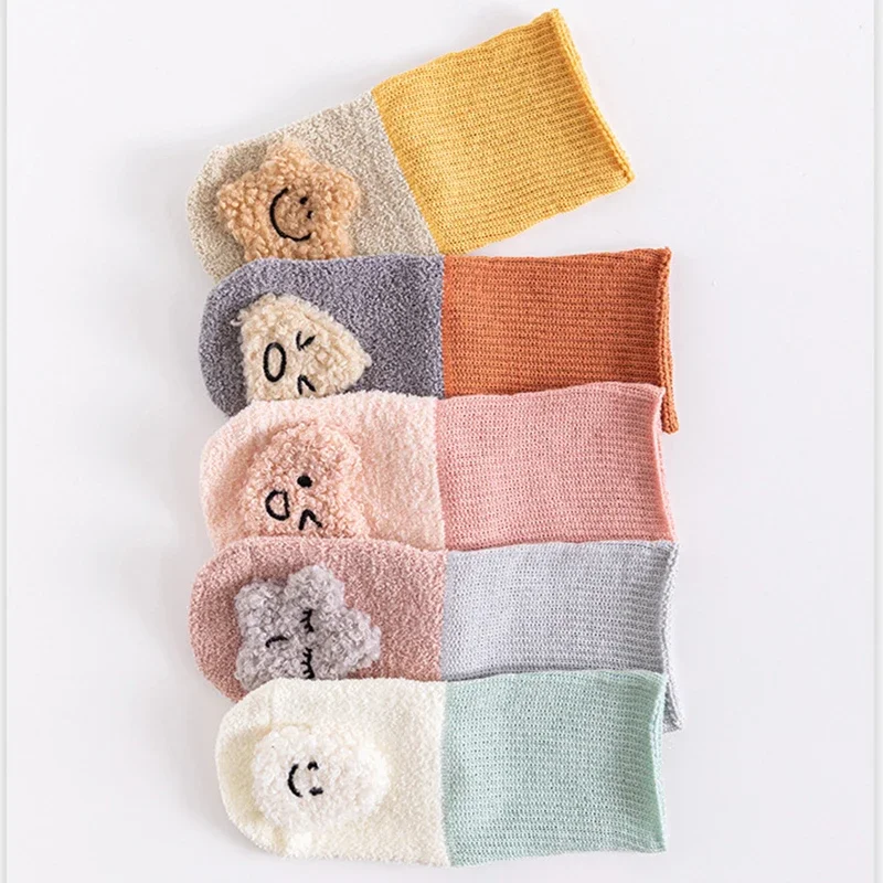 1 Pair Baby Floor Socks Fall and Winter Thickened Coral Velvet Toddler Socks Cartoon Doll Non-slip Newborn Baby\'s New Year Gift