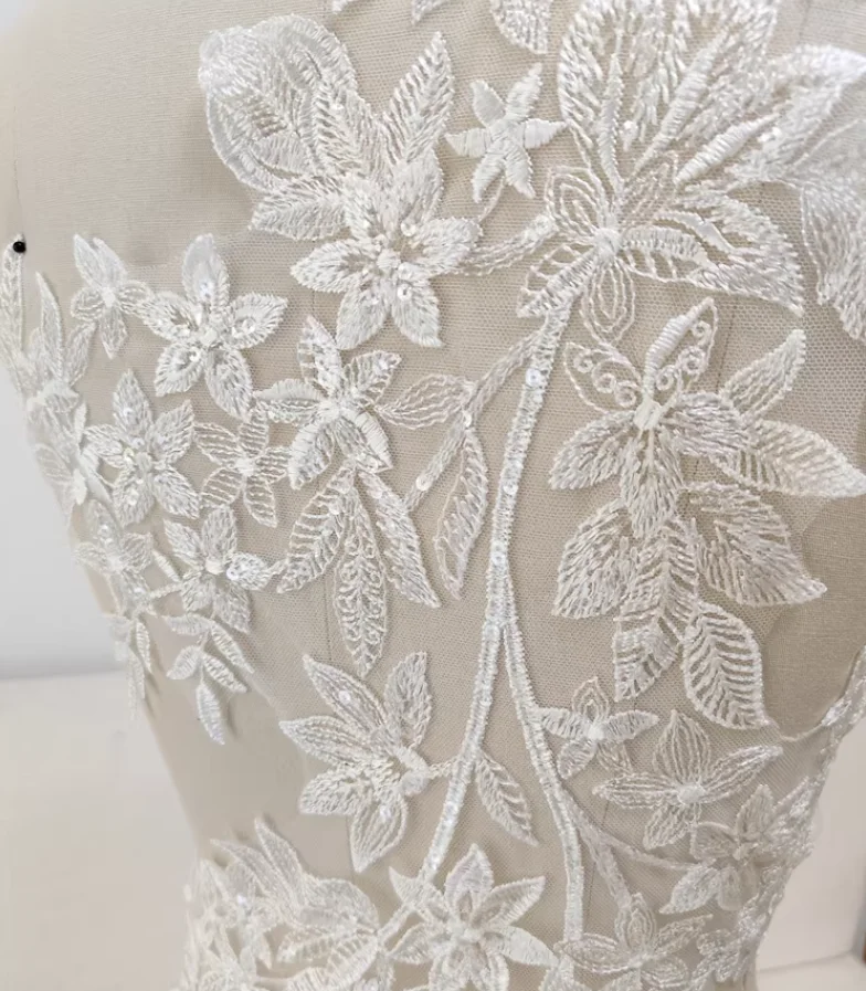 75x39cm, 2 Stück. Rayon-Faden-Spitzen-Pailletten-Kleidungsaufnäher, handgenähtes Blattmuster, Hochzeitsschleier-Stickerei DIY – Detail 5