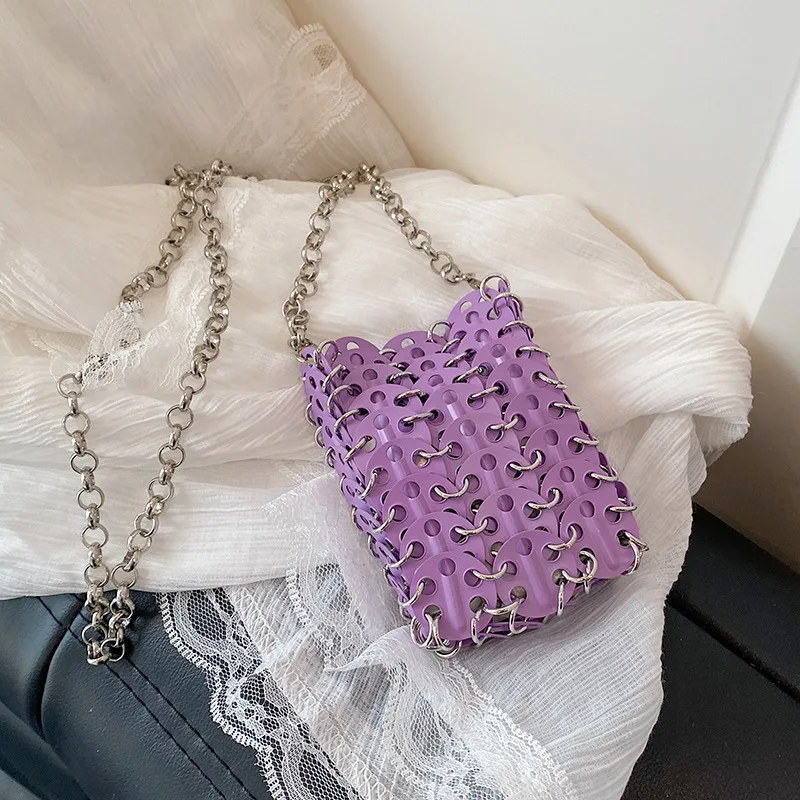 

Women Bags Designer Silver Metal Sequins Chain Woven Bag Hollow Evening Bags Clutch Female Travel Holiday Shoulder Bag Handbag