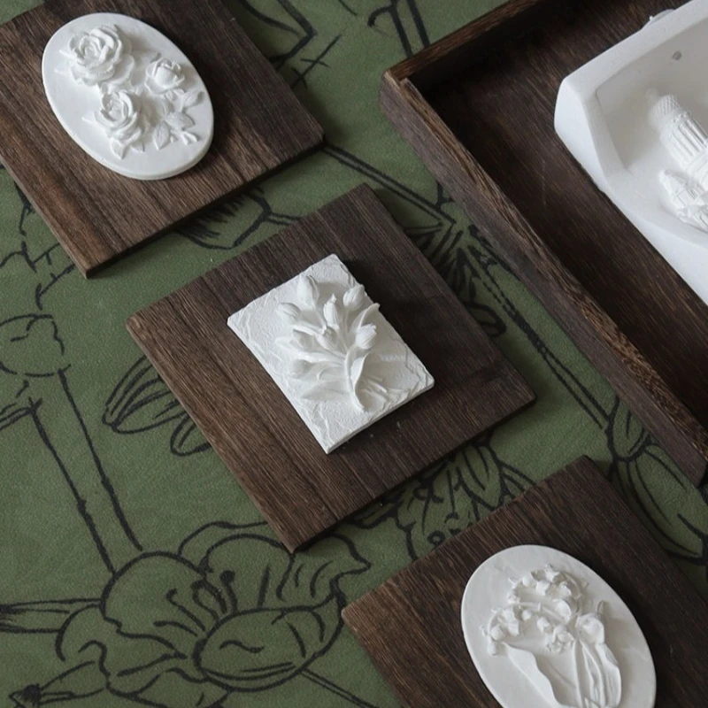 

Французская средневековая декоративная картина ручной работы из гипса, винтажная, объемная, без рамы, для подвешивания.