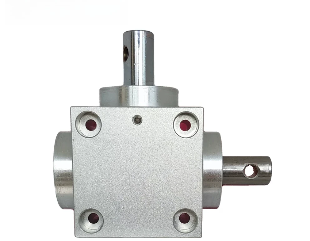 Horizontal Right Angle Steering Gear 3 Output Shaft 1.5 Module 20 Teeth 90 Degree Commutator Gear Ratio 1:1 Max 2000RPM 750N